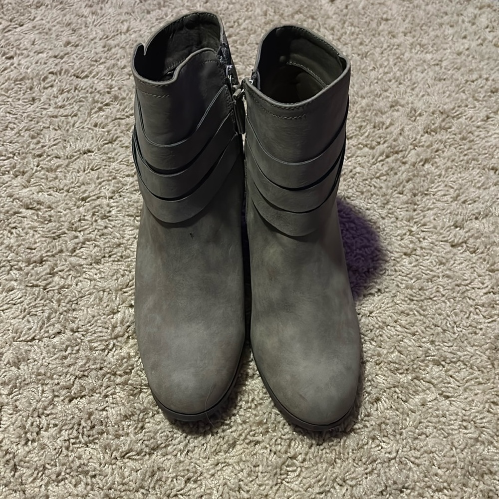 Boots , Women’s size 9